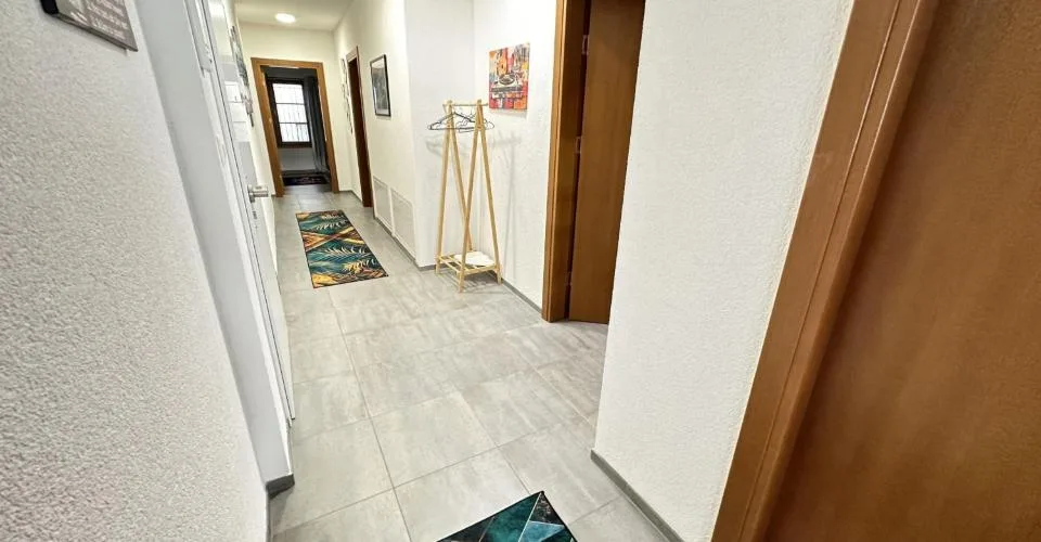 Appartement spacieux 4,5 pièces meublé de 120 m² au cœur de Porrentruy – Foto 10 von 13