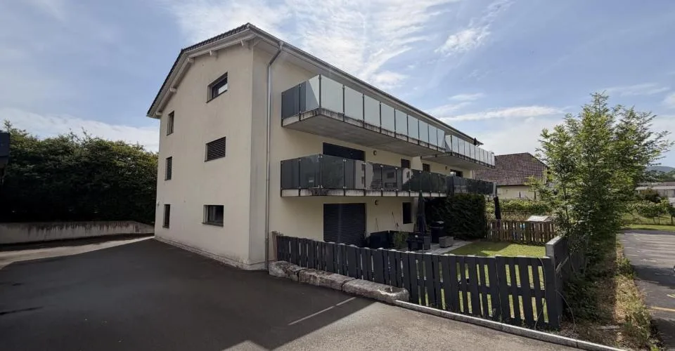 Spacieux appartement de 4,5 pièces au 2ème étage au cœur d'Alle
