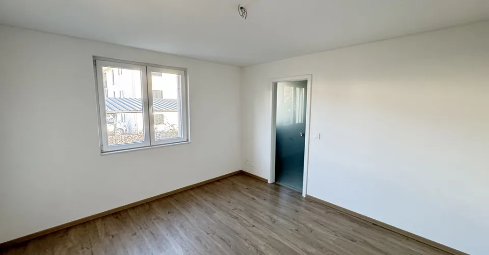 Un grand balcon et un salon très spacieux - 2 loyers nets offerts