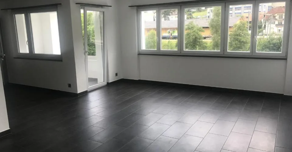 Moutier - quartier gare - très bel appartement de 3.5 pièces (83 m2)