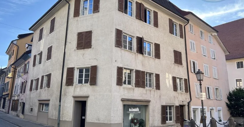 Appartement de 2.5 pièces à louer en vieille ville de Porrentruy
