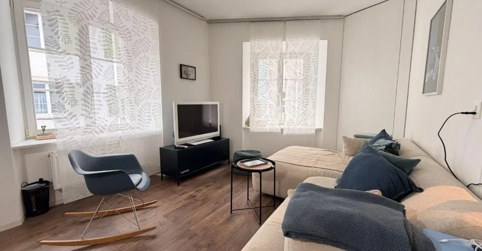 À louer bel appartement meublé et rénové de 2 pièces à Porrentruy