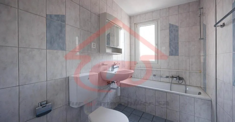 Appartement de 3 piÃ¨ces rÃ©novÃ© au 2Ã¨me Ã©tage