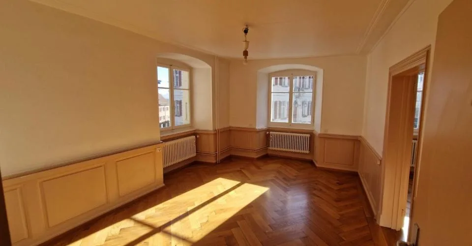 Charmant appartement de 5.5 piÃ¨ces au cÅ“ur de la vieille ville de DelÃ©mont – foto 3 di 9