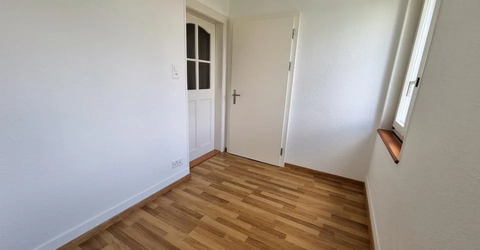 Appartement rÃ©novÃ© de 3.5 piÃ¨ces au 1er Ã©tage dans un petit immeuble