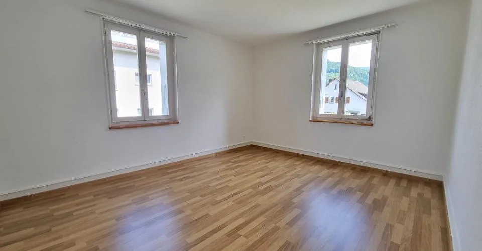Appartement rÃ©novÃ© de 3.5 piÃ¨ces au 1er Ã©tage dans un petit immeuble