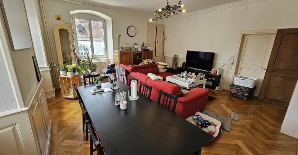 À louer à Delémont appartement de 4.5 pièces en vieille ville