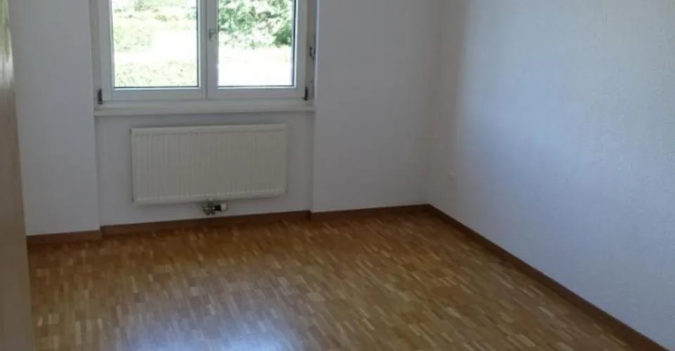 Appartement de 4.5 piÃ¨ces au 1er Ã©tage proche de la gare situation calme – Foto 6 von 9
