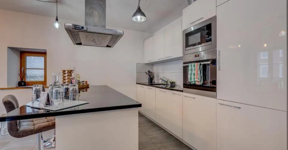 Charmant appartement 4,5 pièces au cœur de la vieille ville de Porrentruy – Foto 3 von 9