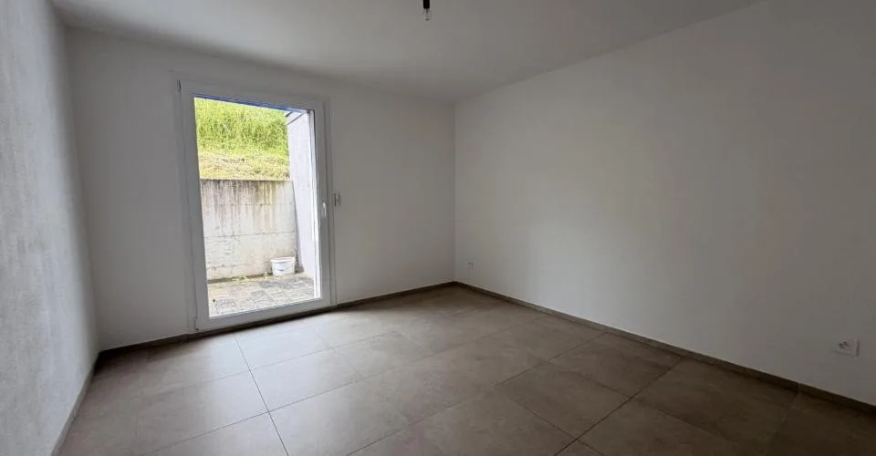 Appartement de 4.5 pièces au rez à louer à Courfaivre