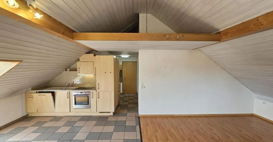 Appartement de 2.5 pièces à louer au 2ème étage à Courfaivre