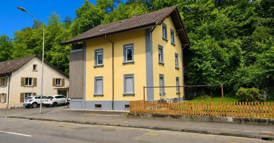 À louer à Courrendlin appartement à plain-pied de 4.5 pièces