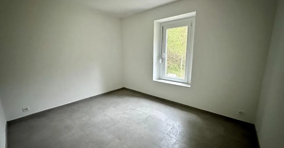 À louer à Courrendlin appartement à plain-pied de 4.5 pièces