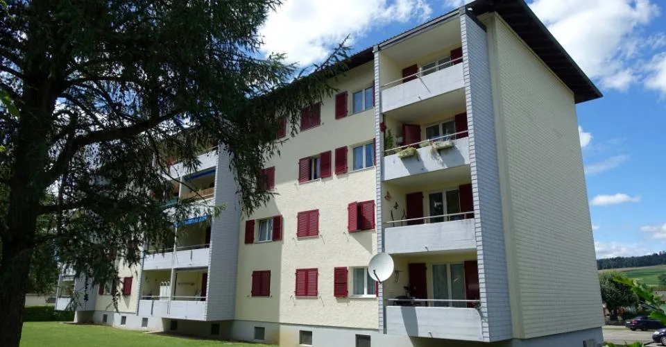Appartement de 4 piÃ¨ces entiÃ¨rement rÃ©novÃ© au 1er Ã©tage Ã Porrentruy