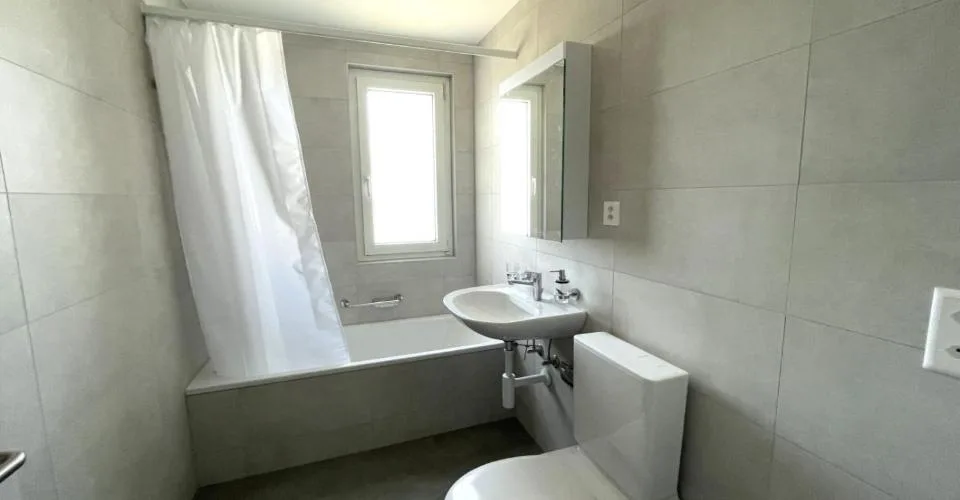 Appartement de 4 piÃ¨ces entiÃ¨rement rÃ©novÃ© au 1er Ã©tage Ã Porrentruy