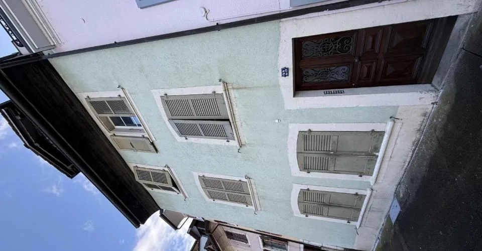 Appartement 2.5 pièces lumineux 2ᵉ étage, côté rue Rue du Collège 25