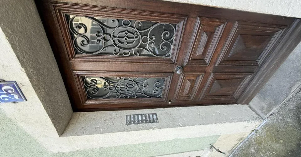 Appartement 2.5 pièces lumineux 2ᵉ étage, côté rue Rue du Collège 25