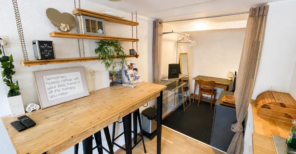 Charmant studio meublé au cœur des hauteurs de la vieille ville de Porrentruy – Foto 3 von 5