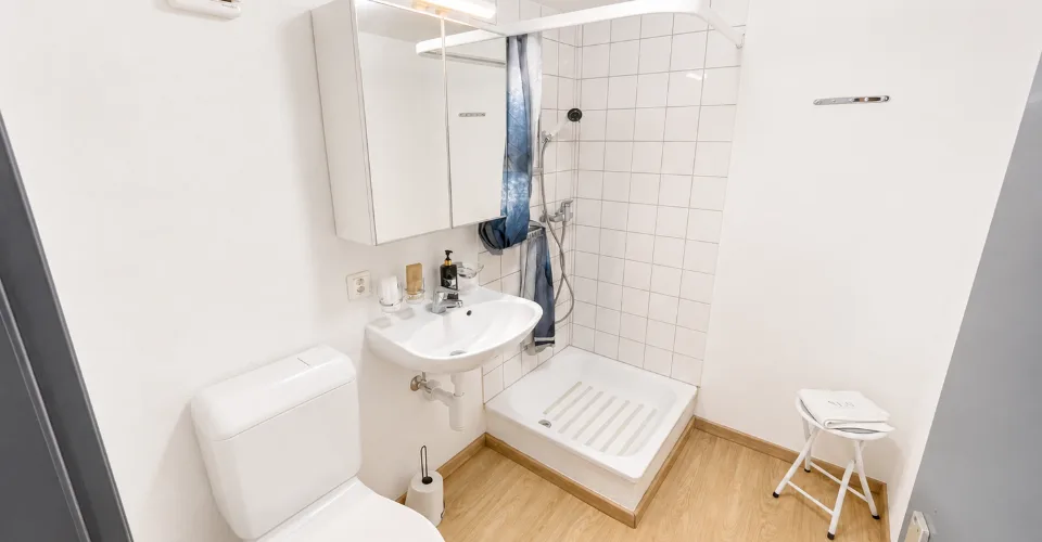 Charmant studio de 30 m² meublé au cœur de Porrentruy – Foto 5 von 5