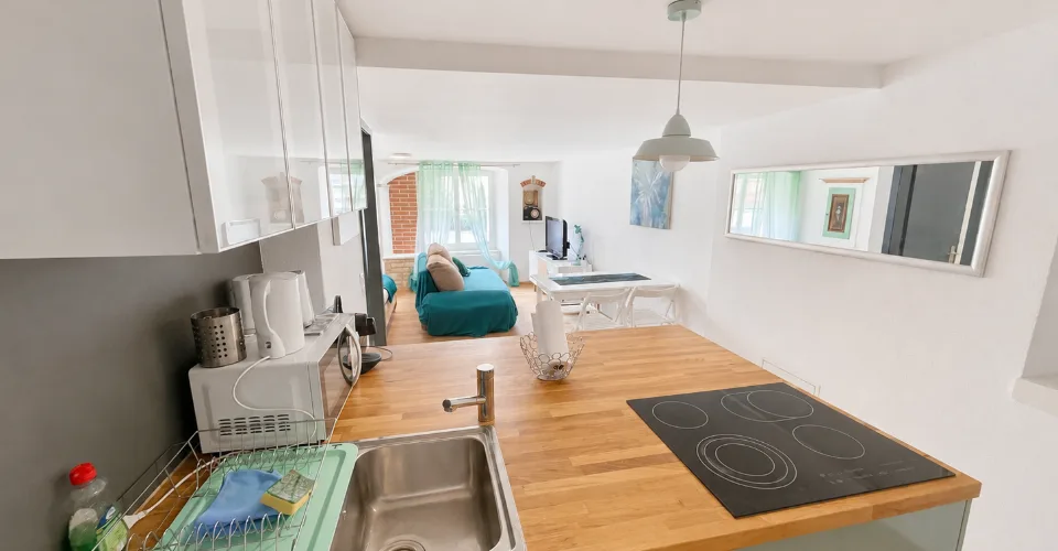 Charmant studio de 30 m² meublé au cœur de Porrentruy – Foto 3 von 5