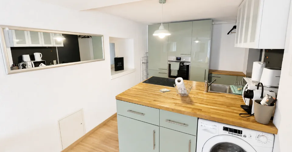 Charmant studio de 30 m² meublé au cœur de Porrentruy – Foto 2 von 5