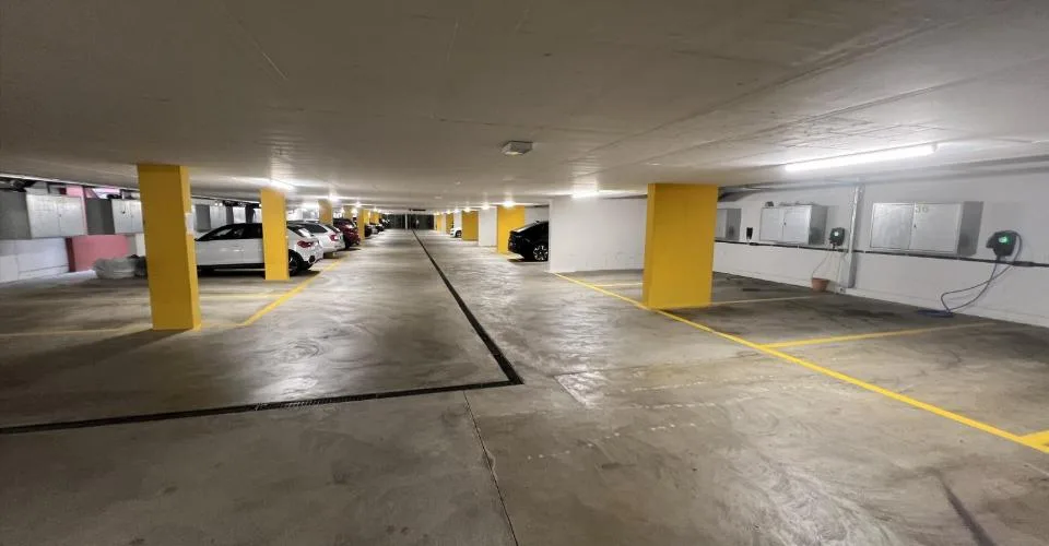 Places de parking à louer à « Garden City »