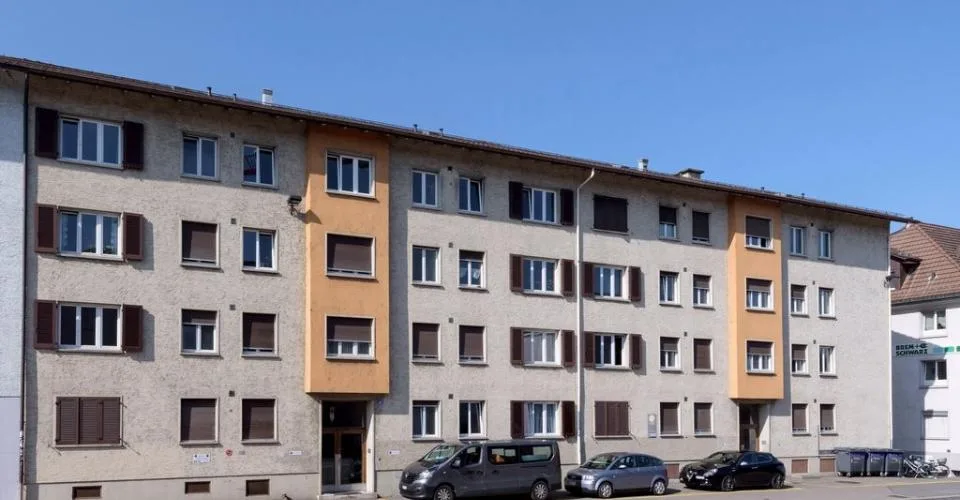 Parking extérieur à Zurich Altstetten