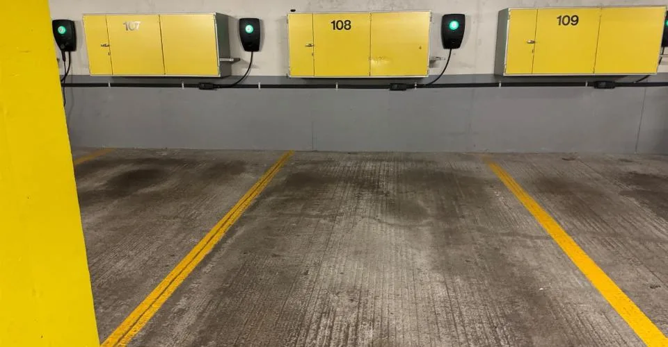 Places de parking électriques à louer