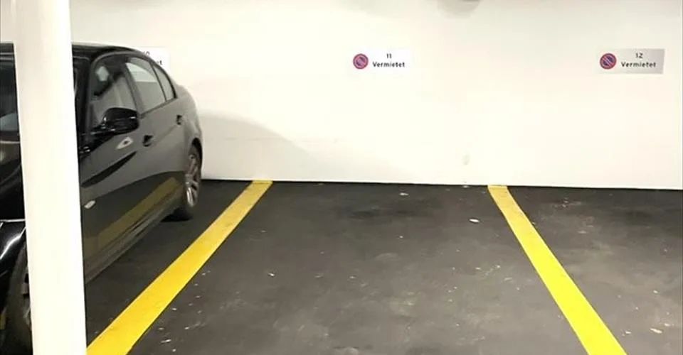 Place de parking dans le parking souterrain de Stadelhofen