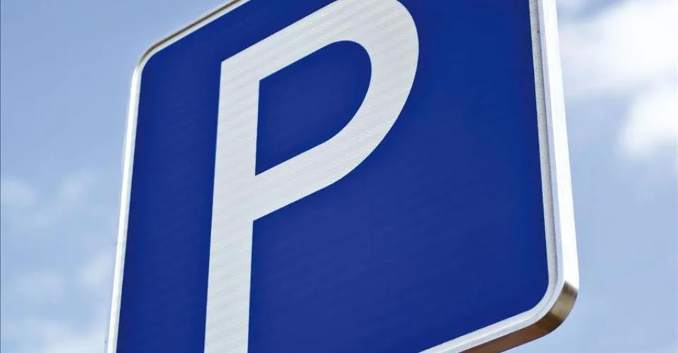 Places de parc pour motos dans le parking Hard Turm Park