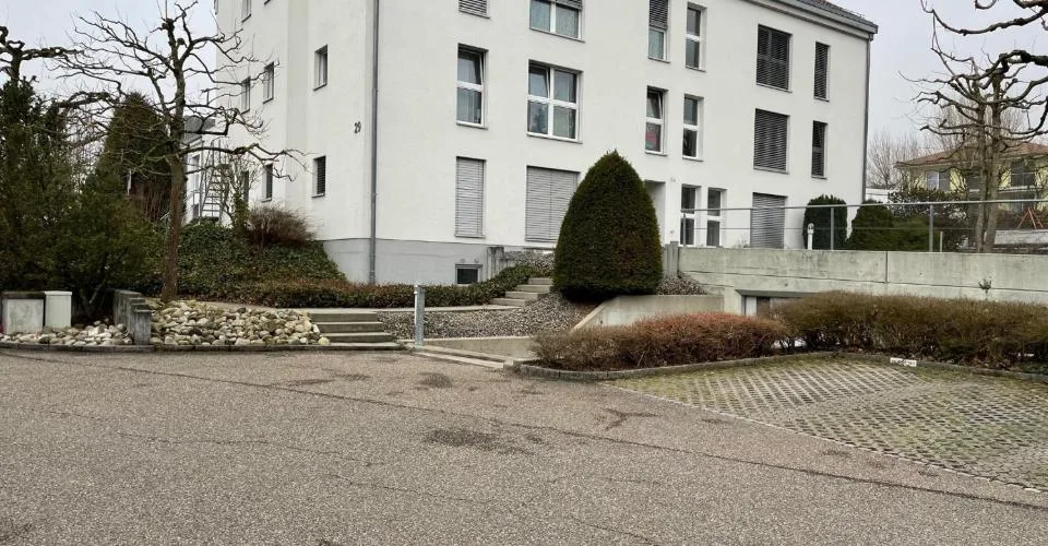 Vous cherchez un stationnement extérieur ?