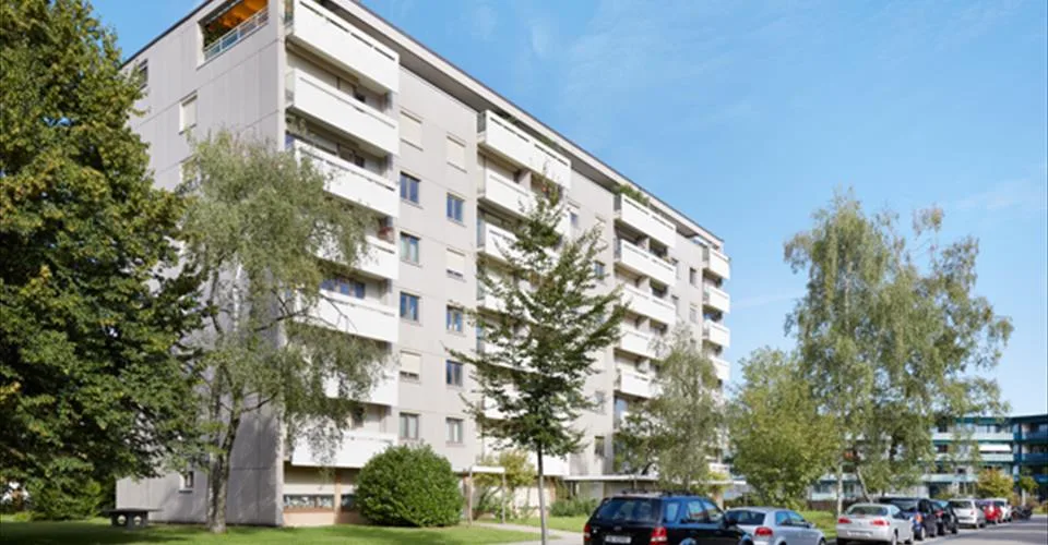 Le stationnement est à la recherche de locataires!