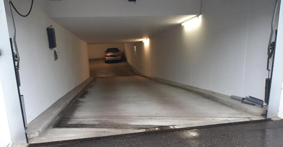 Espace de stationnement à louer
