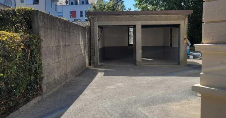 Echallens, garage box à louer à deux pas de la gare