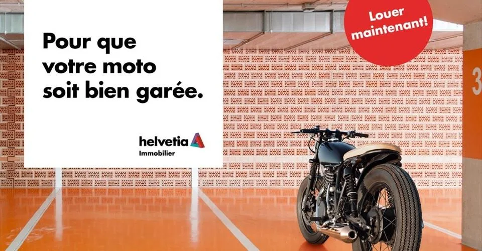 Place de parc moto intérieure