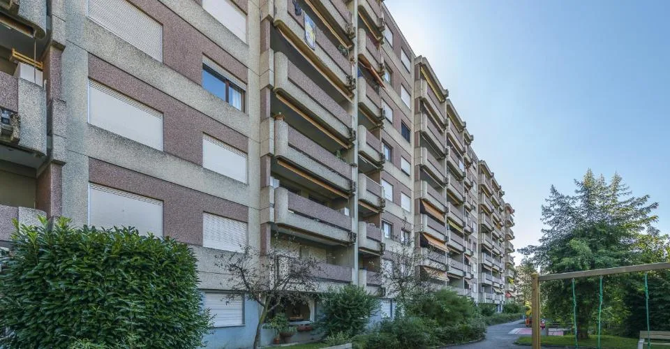Places de parc intérieures pour véhicule électrique – foto 3 di 3