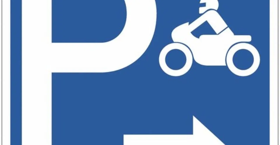 Place de parc pour moto-scooter à louer