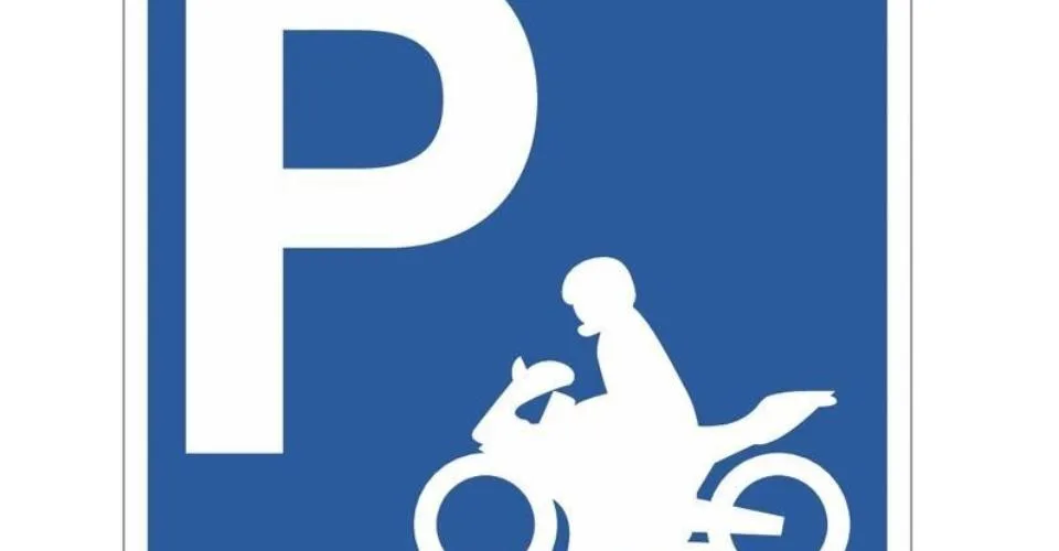 Places moto à louer