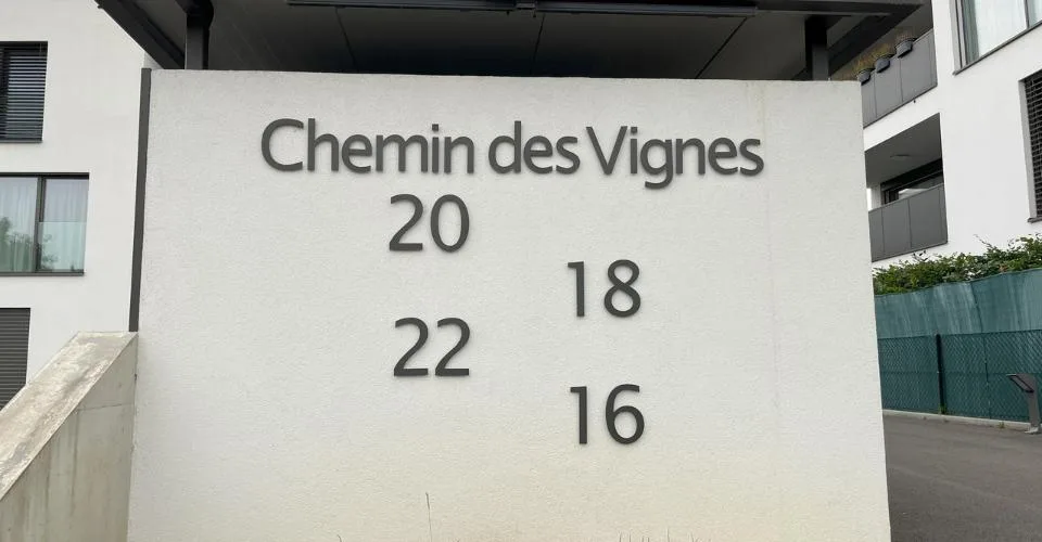 Chemin des Vignes 18 à Lonay - Place de parc à louer au 01.10.2026
