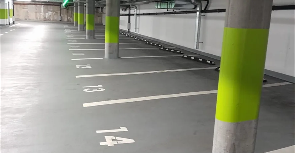 Parking intérieur au centre de Rolle
