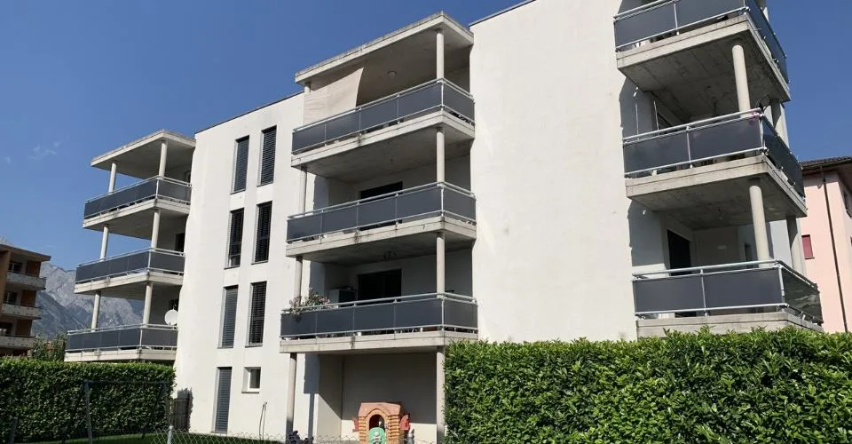 Places de parc extérieures à louer
