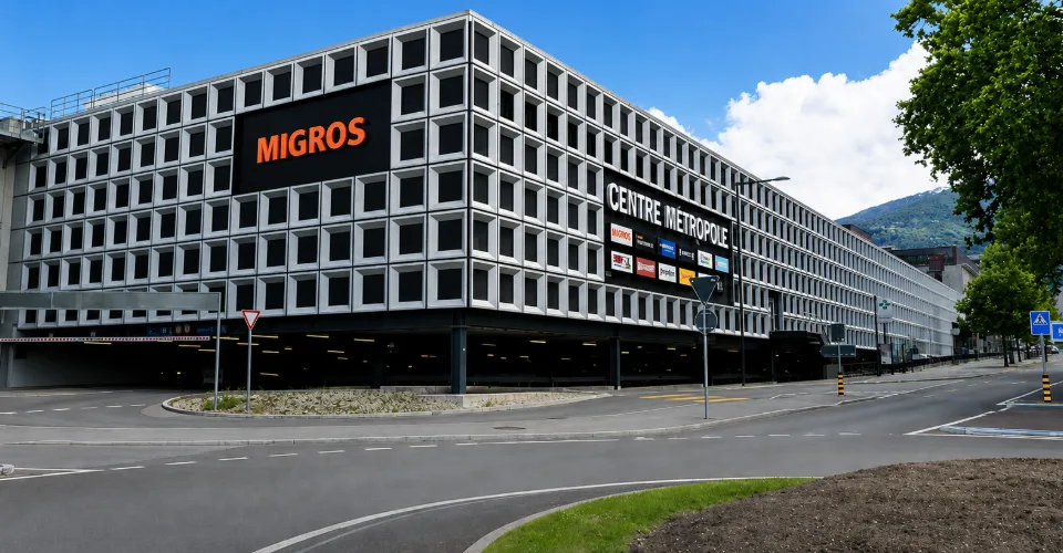 Place de parc intérieure - Parking Migros Métropole - Sion