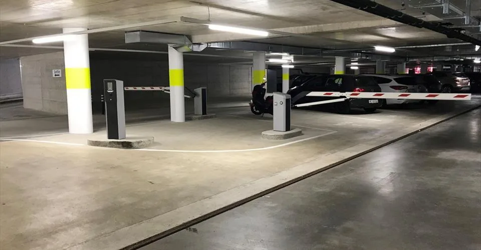 Place de parc intérieure numéro 56