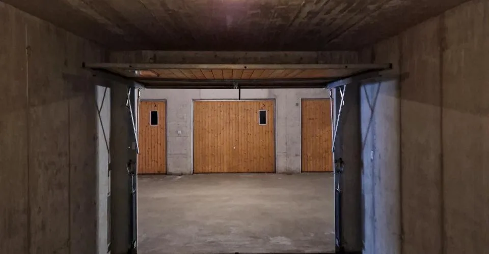 Garage individuel à louer au Locle