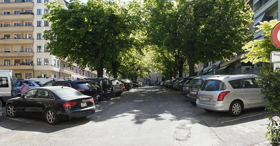 MALAGNOU - Square Henri-Mussard - Emplacement moto