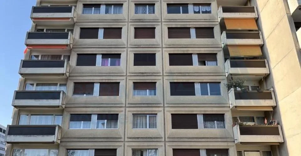 Rue de Moillebeau 33 à Genève - Parking extérieur