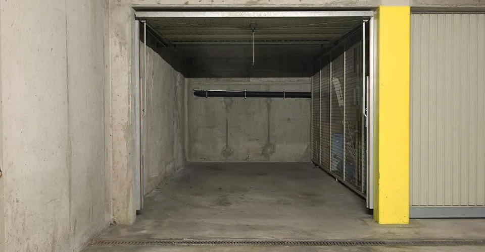 CORNAVIN - Box intérieur