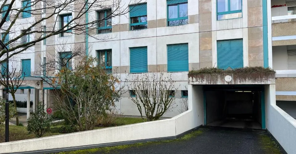 Place souterraine Petit-Lancy