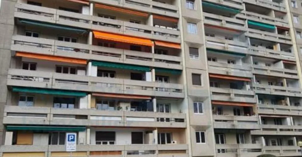 Place de parking intérieure au coeur du Grand-Lancy