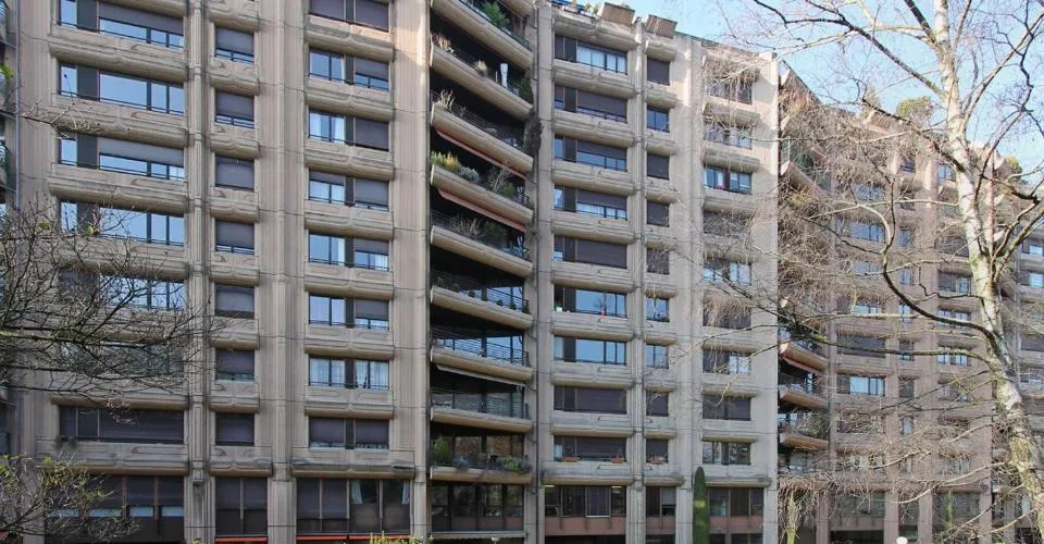 Place de parking intérieure